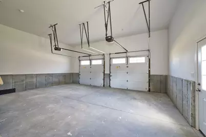 14 Westview Drive, Dartmouth, MA 02747 - Photo 33