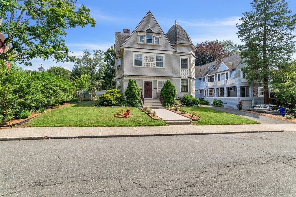 11 Maplewood Terrace, Springfield, MA 01108 MLS 73140402 Coldwell