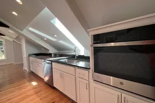 10 Deerfield Ave, Shelburne, MA 01370 - Photo 5