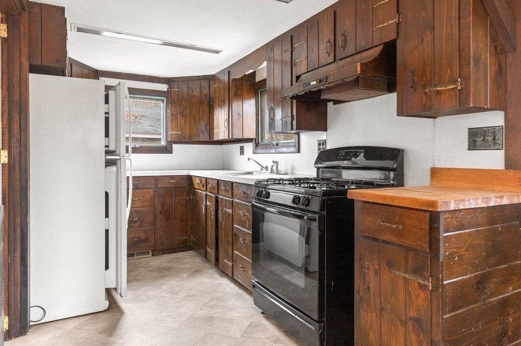 8 Johns Ave, Middleton, MA 01949 MLS 73180393 Coldwell Banker