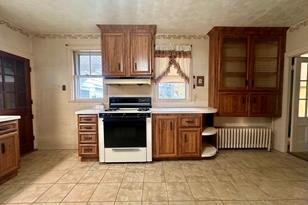 27 Vernon St - Photo 11