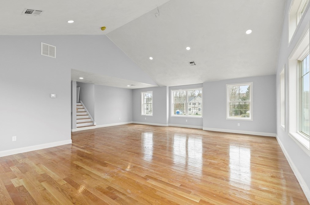 148 Oak Hl Ave, Seekonk MA 02771-2221 exterior