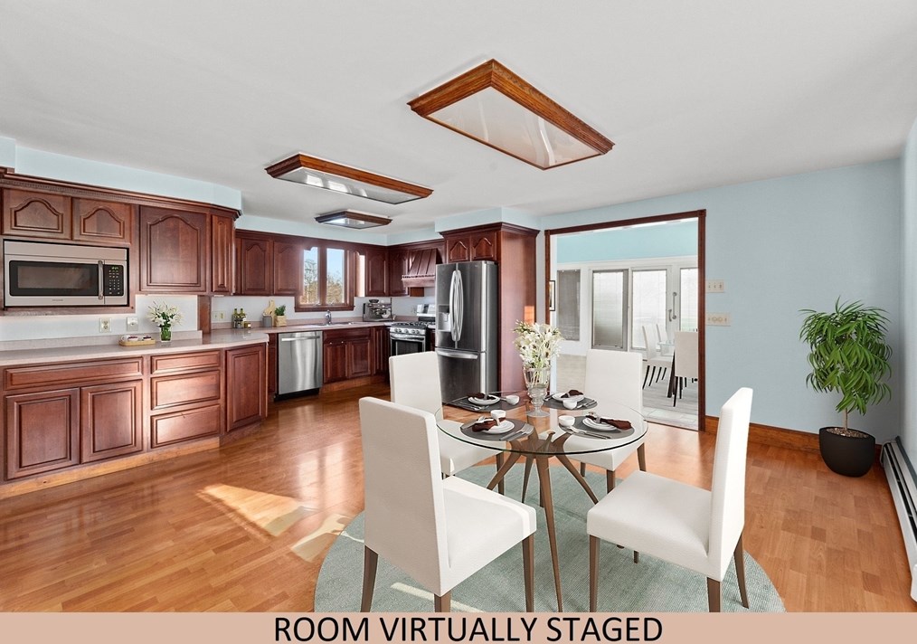 312 Main St, New Bedford MA 02743-1533 exterior