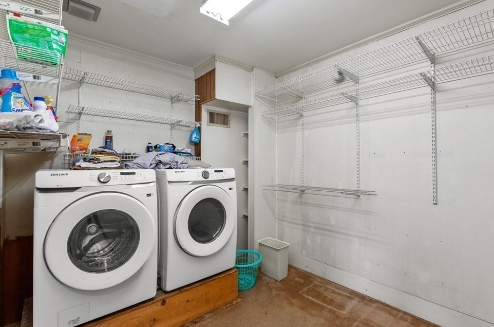 312 Main St, New Bedford MA 02743-1533 exterior