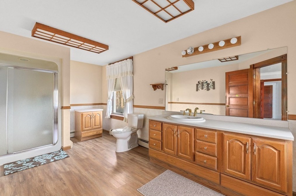 312 Main St, New Bedford MA 02743-1533 exterior