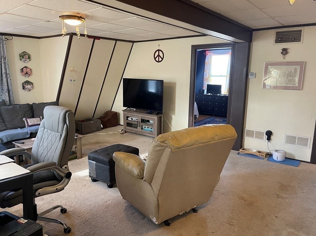 312 Main St, New Bedford MA 02743-1533 exterior