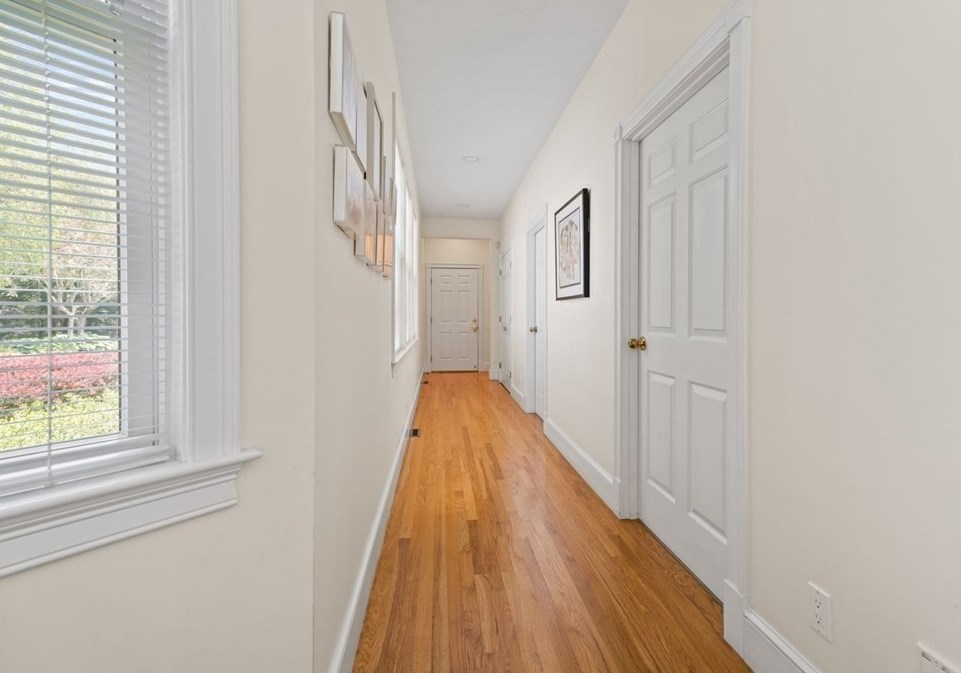 37 Keel Way, Mashpee MA 02649-4011 exterior