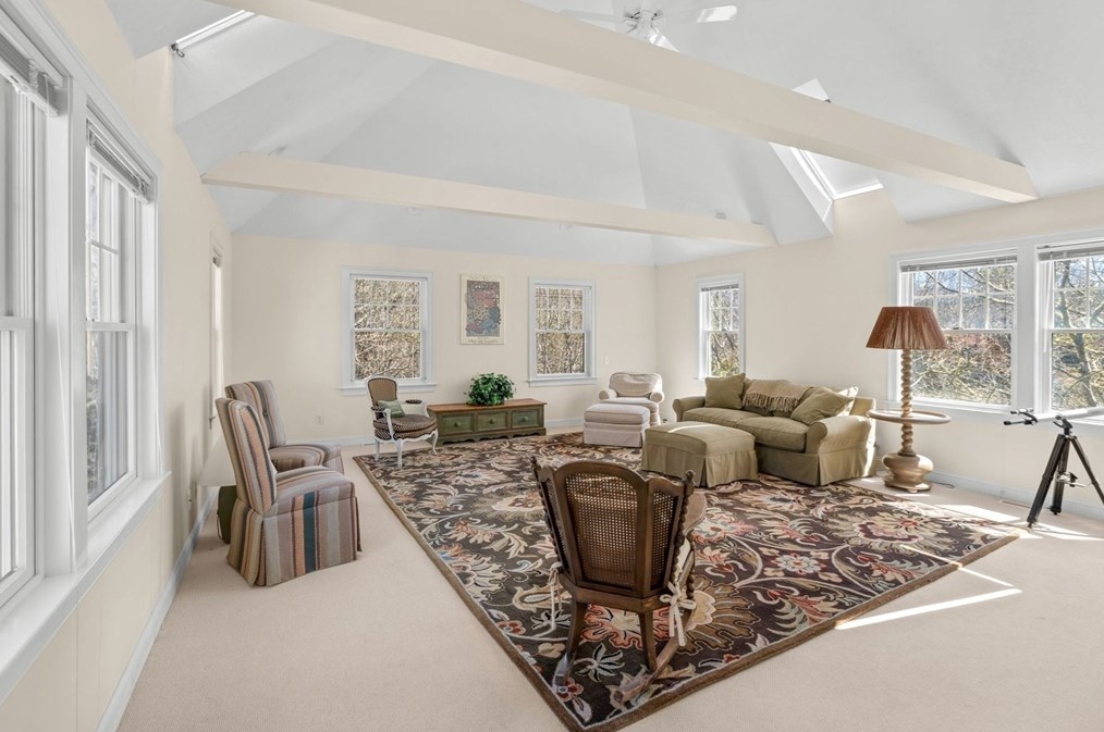 37 Keel Way, Mashpee MA 02649-4011 exterior