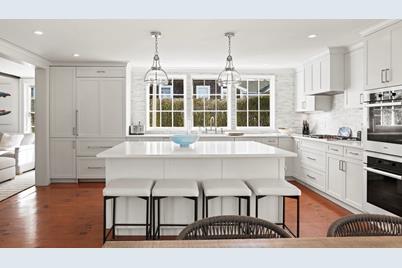 134 Main Street, Nantucket, MA 02554 - Photo 3