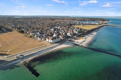 9 Tuckernuck Ave, Oak Bluffs, MA 02557 - Photo 3