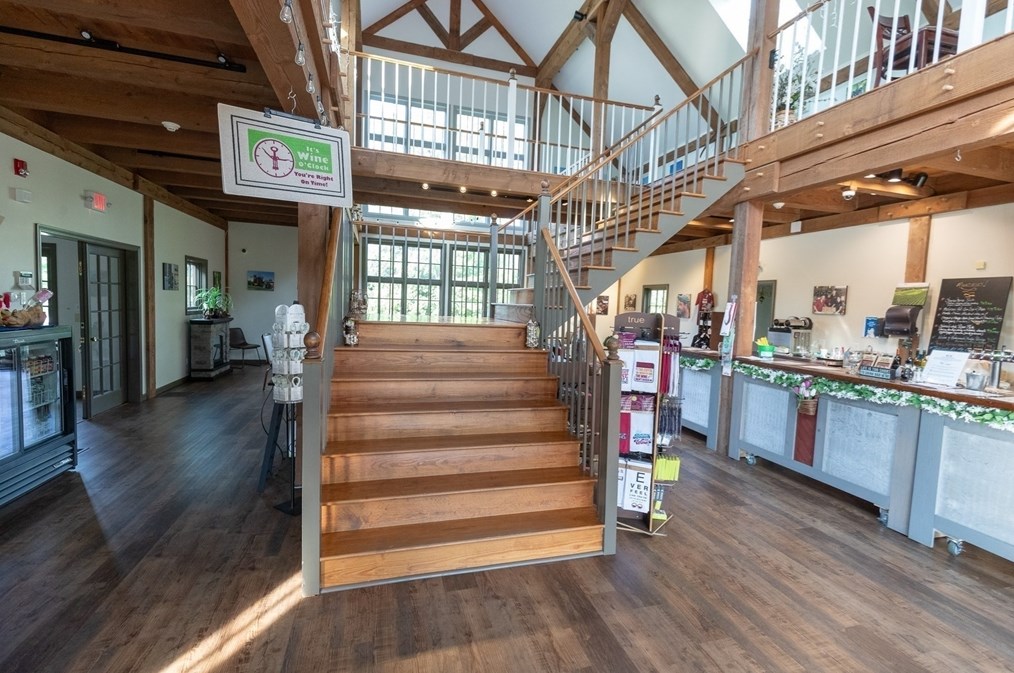 296 Main St, Sheffield MA 01257-9696 exterior