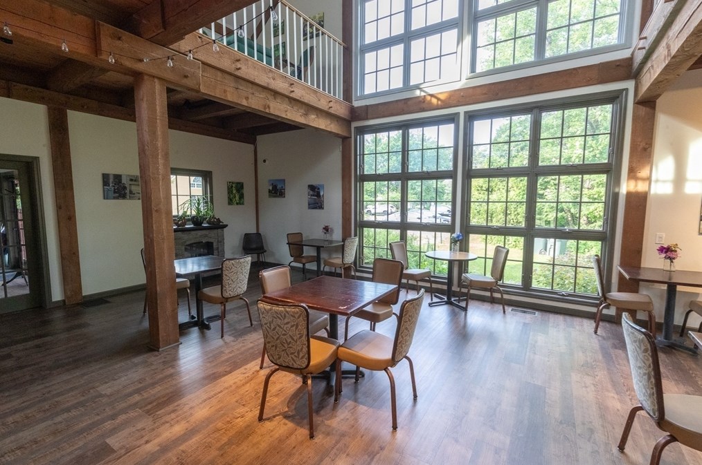 296 Main St, Sheffield MA 01257-9696 exterior