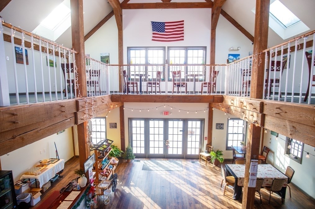 296 Main St, Sheffield MA 01257-9696 exterior