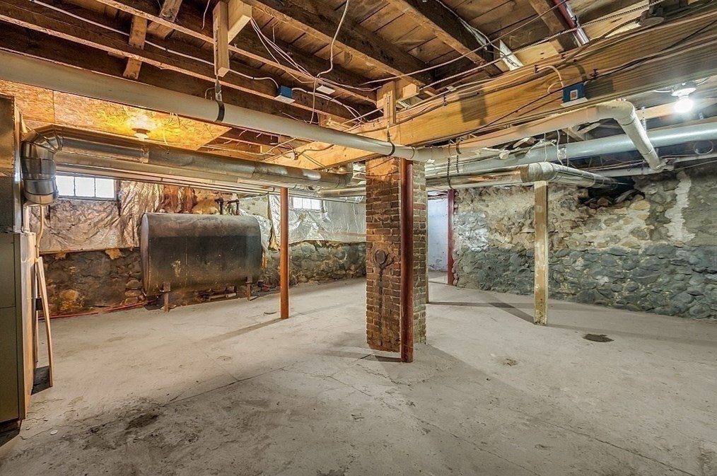 724 Silver Lk St, Royalston MA 01331-1617 exterior