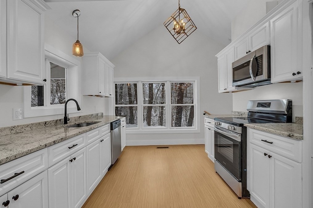 724 Silver Lk St, Royalston MA 01331-1617 exterior