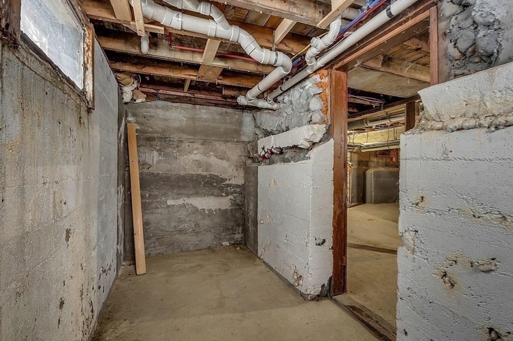 724 Silver Lk St, Royalston MA 01331-1617 exterior