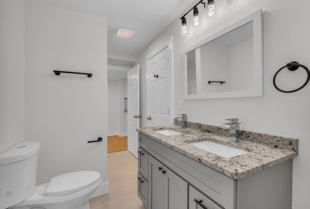 724 Silver Lk St, Royalston MA 01331-1617 exterior