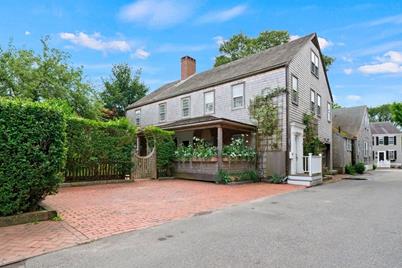 10 Lyon St #_, Nantucket, MA 02554 - Photo 1