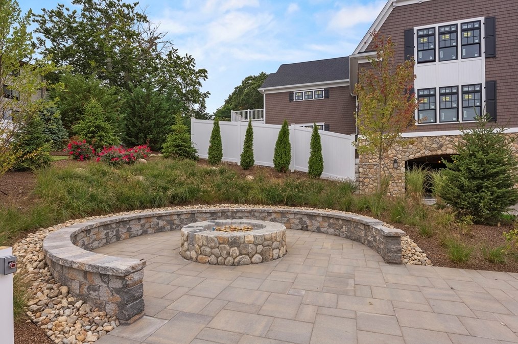 134 Court St, Plymouth MA  02360-8728 exterior