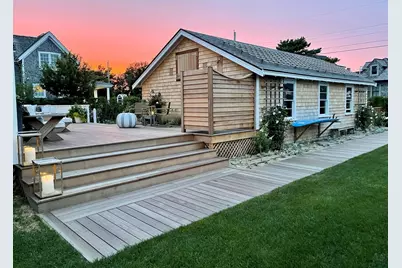 66 Hulbert Avenue North House, Nantucket, MA 02554 - Photo 17