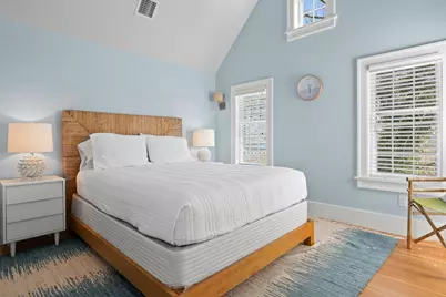 25 Washington Street, Nantucket, MA 02554 - Photo 9