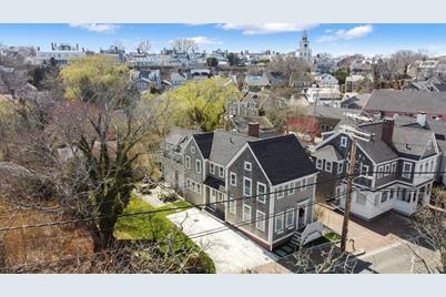 25 Washington Street, Nantucket, MA 02554 - Photo 1