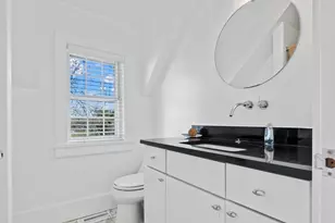 25 Washington St, Nantucket, MA 02554 - Photo 11