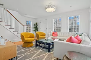 25 Washington St, Nantucket, MA 02554 - Photo 3