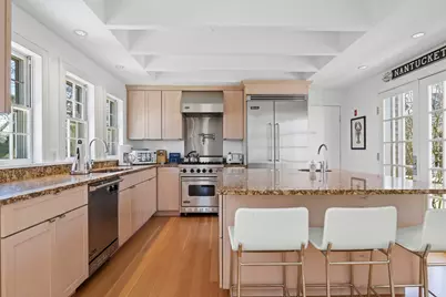 25 Washington Street, Nantucket, MA 02554 - Photo 5