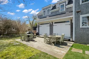 25 Washington St, Nantucket, MA 02554 - Photo 13