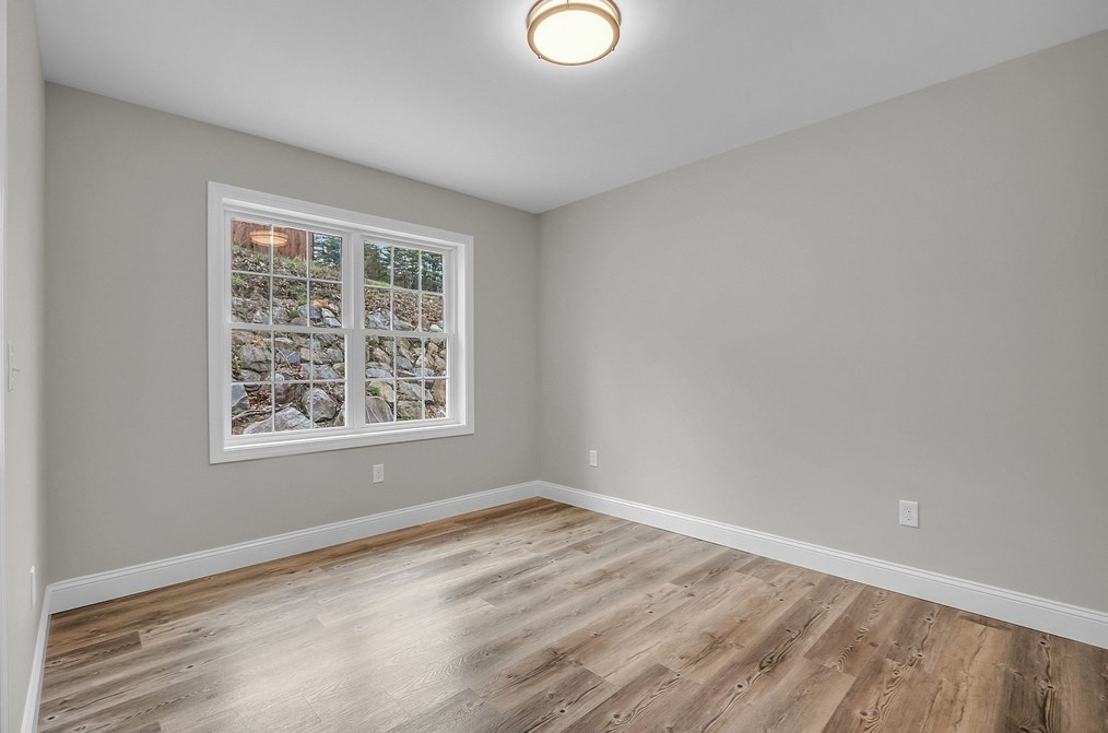 51 Hamilton Ave, Orange MA 01364 exterior