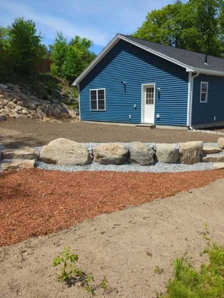 51 Hamilton Ave, Orange MA 01364 exterior