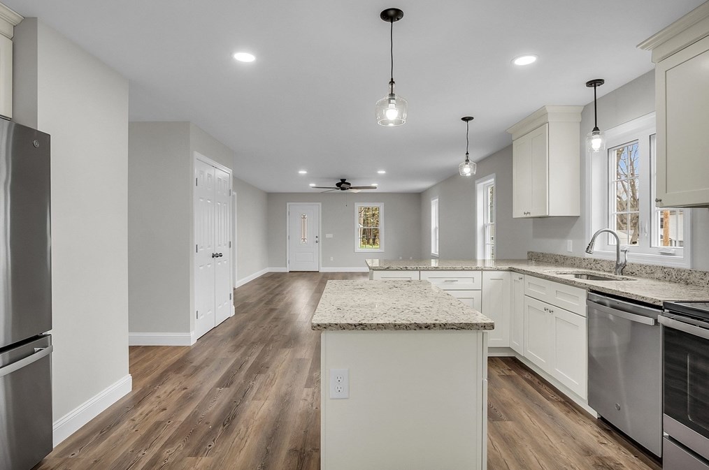 51 Hamilton Ave, Orange MA 01364 exterior