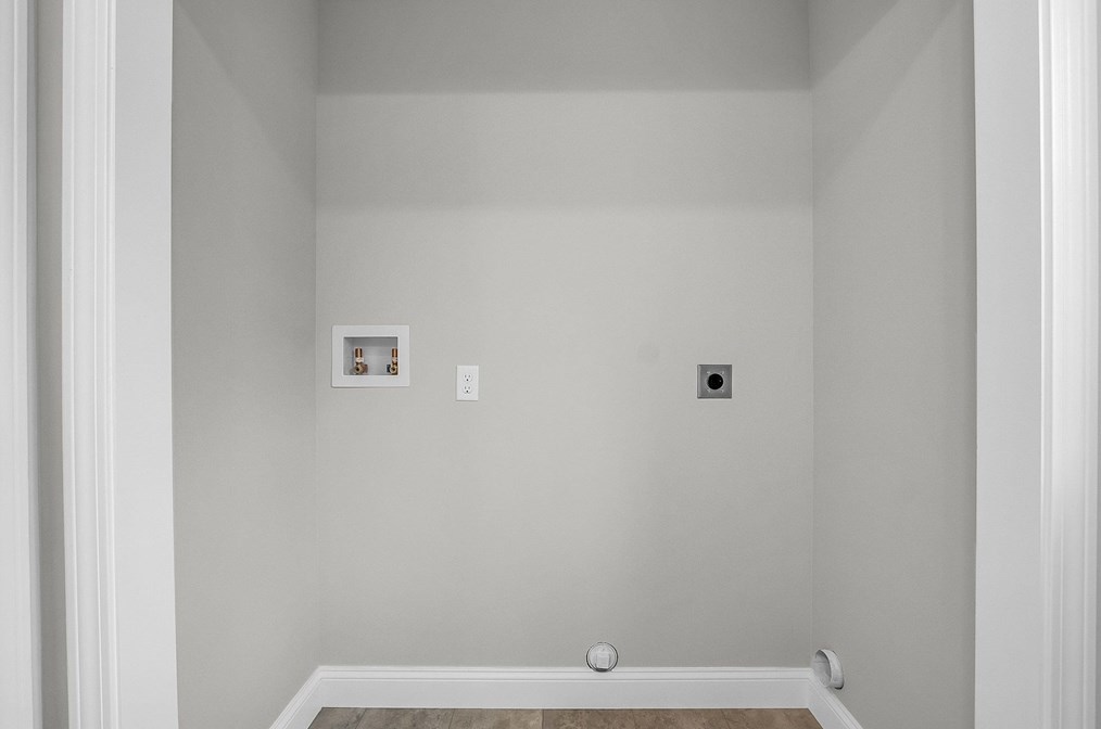 51 Hamilton Ave, Orange MA 01364 exterior