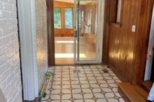 276 Weston St - Photo 3