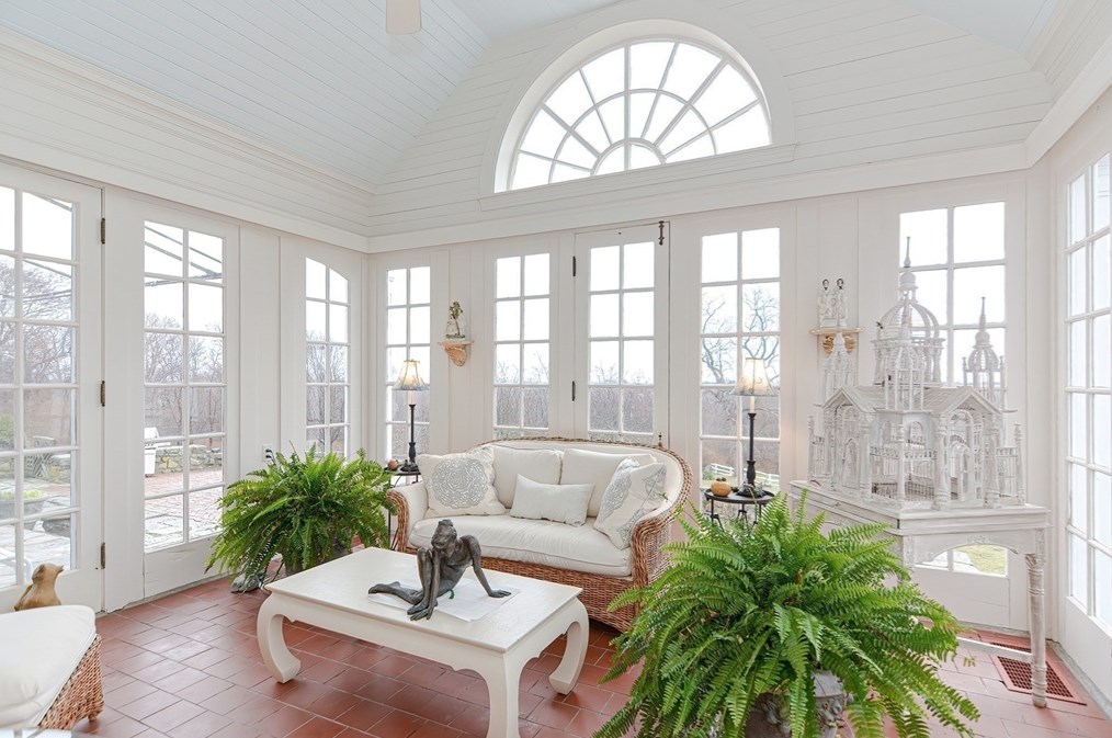 33 Way Rd, Gloucester MA 01930-4315 exterior