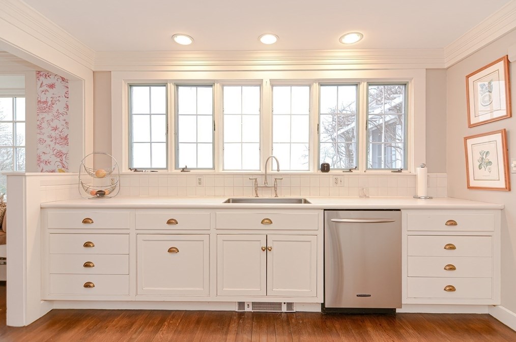 33 Way Rd, Gloucester MA 01930-4315 exterior