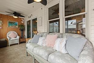 255 Alden St - Photo 17