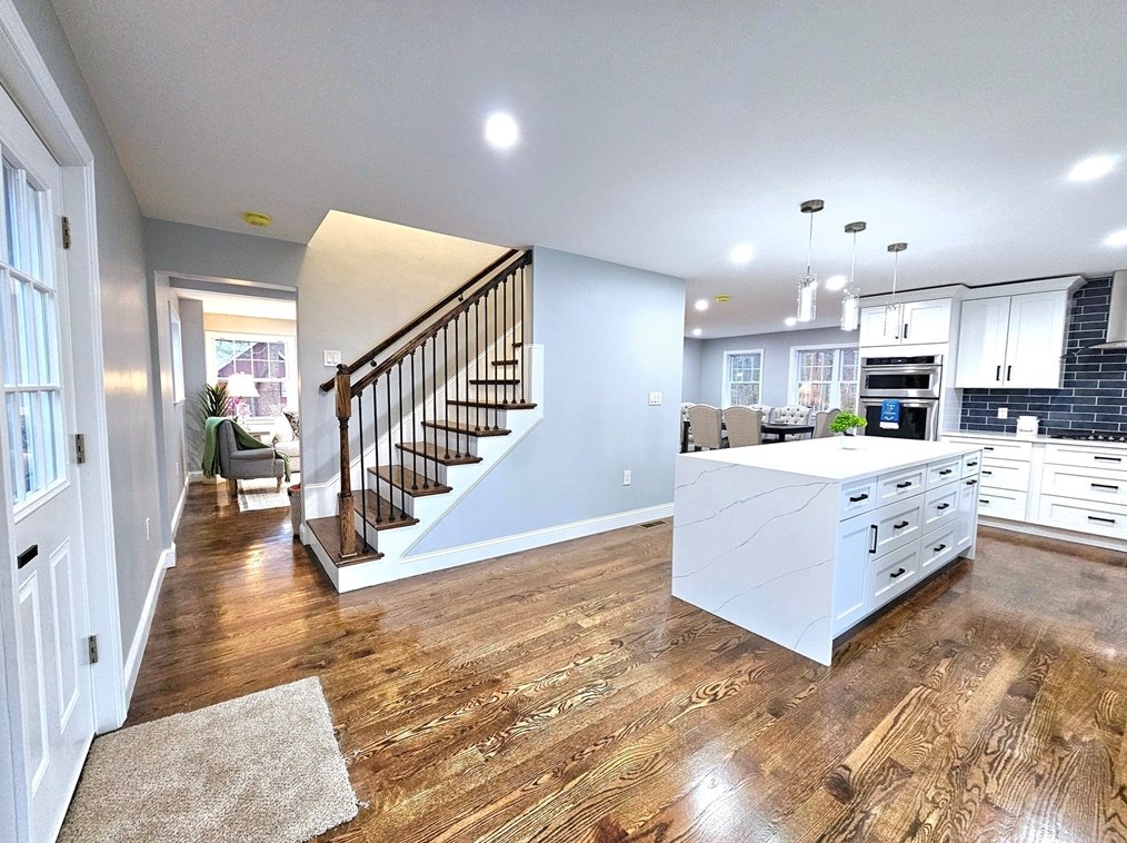 43 Duncan Dr, Hingham MA  02061-2043 exterior