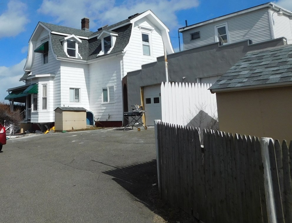 86 Hollingsworth St, Lynn MA  01902-3855 exterior