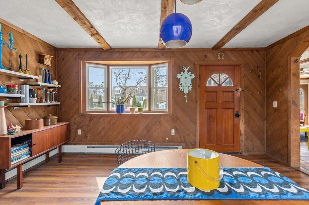 46 Pike St, Salisbury MA  01952-1220 exterior