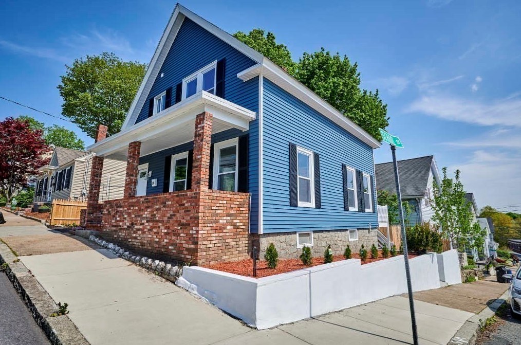 37 Franklin St, Peabody MA  01960-5345 exterior