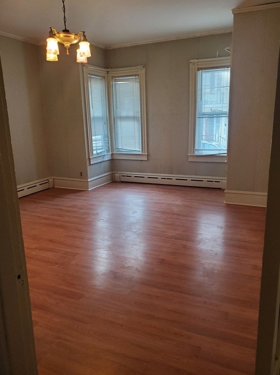 150 Hunter St, Fall River MA 02721-1265 exterior