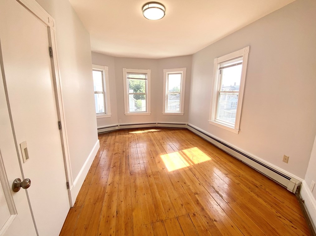 108 Beacon St, Somerville MA  02143-4304 exterior