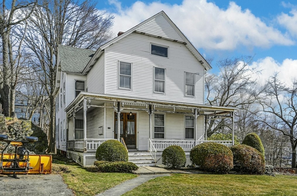 185 Vernon St, Worcester MA 01607-1190 exterior