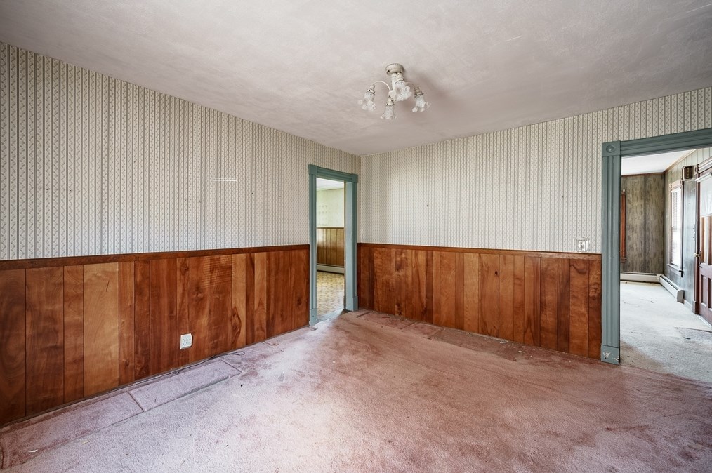 43 Parker Ave, Montgomery MA 01085-1518 exterior