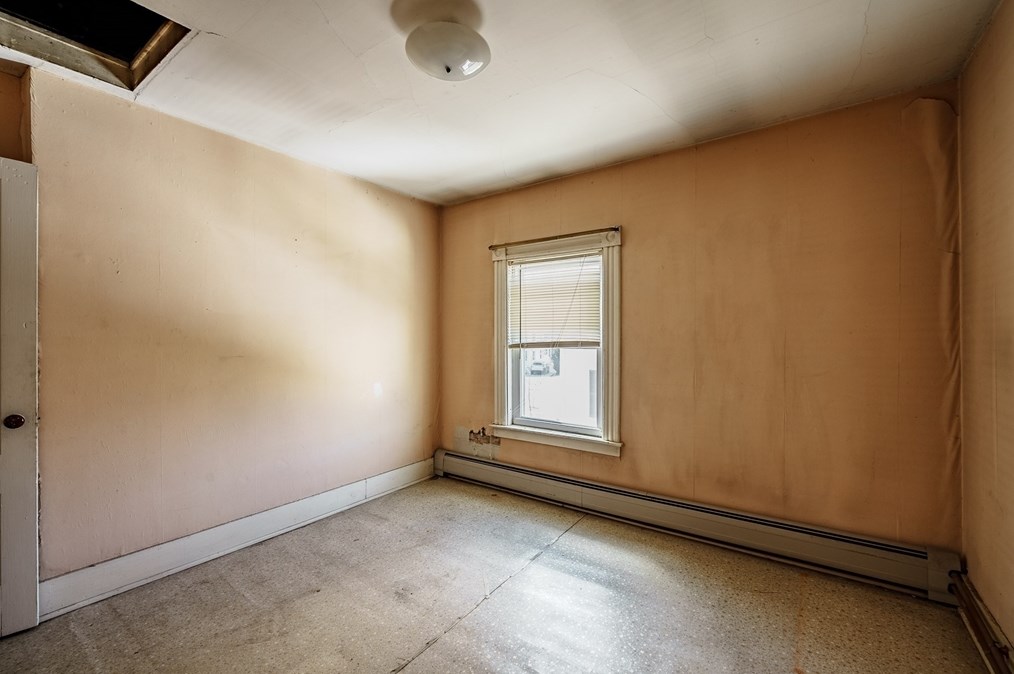 43 Parker Ave, Montgomery MA 01085-1518 exterior