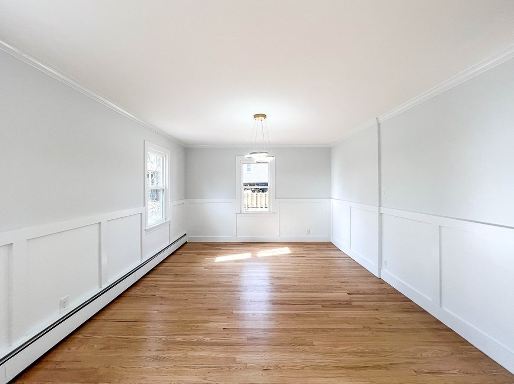 24 Norrback Ave, Worcester MA  01606-1086 exterior