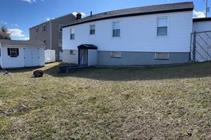 9 Somerset St, Methuen, MA 01844-5408