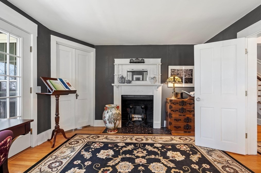 63 Highland St, Holden MA 01520-2526 exterior